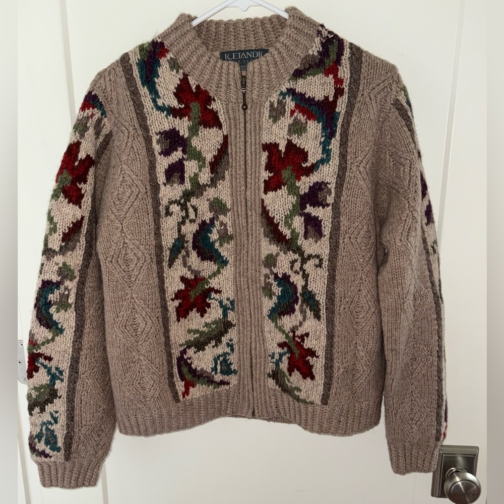 vintage '90's Icelandic wool blend cardigan sweater sz L EUC LN